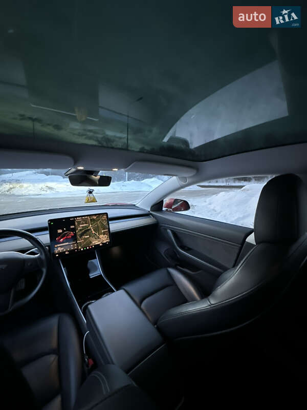 Седан Tesla Model 3 2019 в Тернополе фото 17 Седан Tesla Model 3 2019 в Тернополе