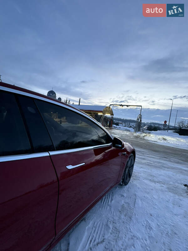 Седан Tesla Model 3 2019 в Тернополе фото 21 Седан Tesla Model 3 2019 в Тернополе