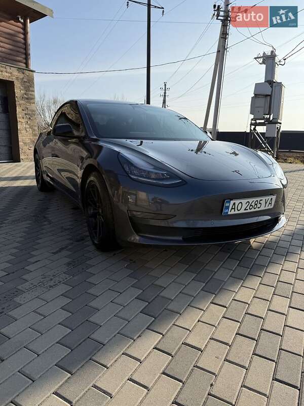 Седан Tesla Model 3 2018 в Виноградове