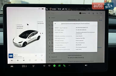 Седан Tesla Model 3 2019 в Виннице