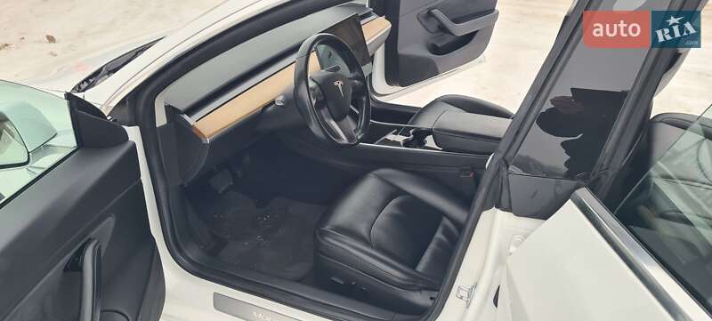 Седан Tesla Model 3 2017 в Нововолынске фото 30 Седан Tesla Model 3 2017 в Нововолынске