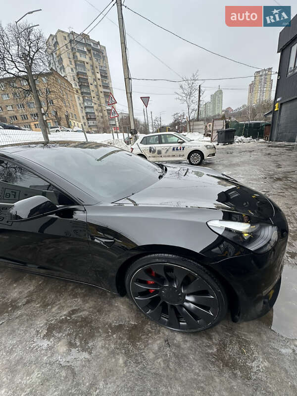 Седан Tesla Model 3 2021 в Киеве фото 6 Седан Tesla Model 3 2021 в Киеве
