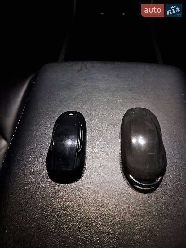 Седан Tesla Model 3 2019 в Одесі фото 18 Седан Tesla Model 3 2019 в Одесі