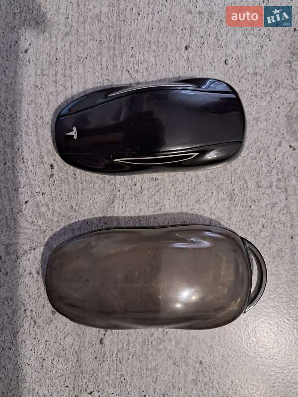 Седан Tesla Model 3 2019 в Одесі фото 22 Седан Tesla Model 3 2019 в Одесі