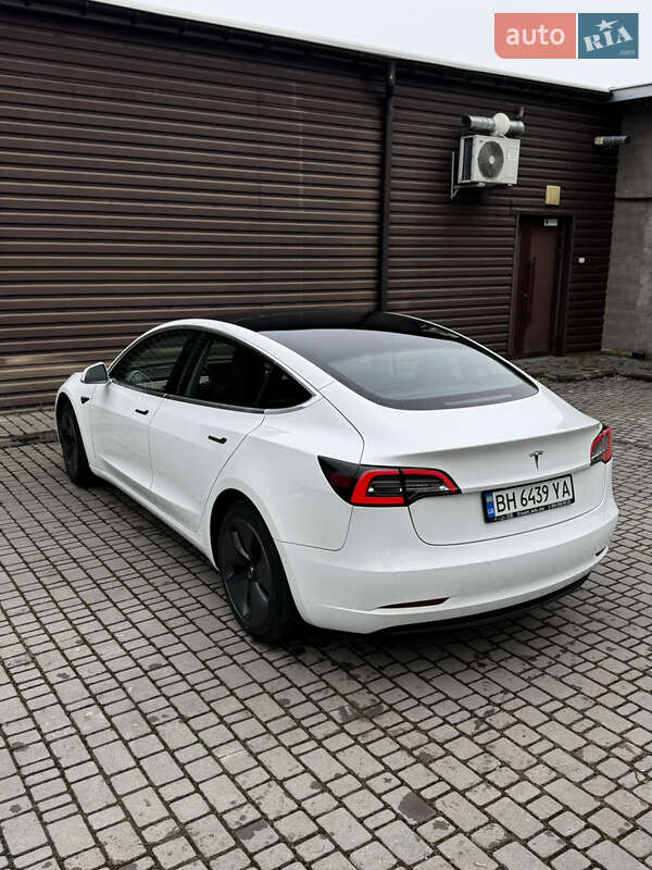 Седан Tesla Model 3 2019 в Одессе
