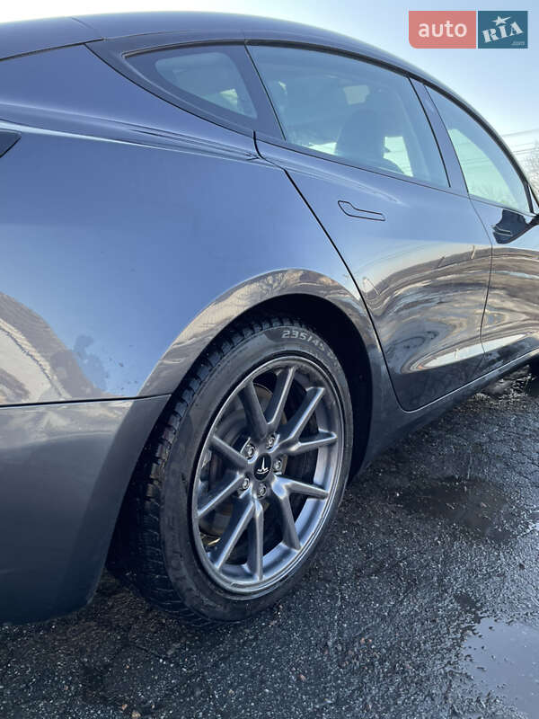 Седан Tesla Model 3 2023 в Благовещенском фото 12 Седан Tesla Model 3 2023 в Благовещенском