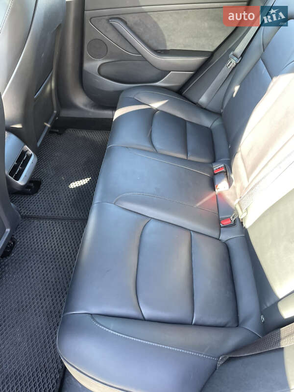 Седан Tesla Model 3 2023 в Благовещенском фото 46 Седан Tesla Model 3 2023 в Благовещенском