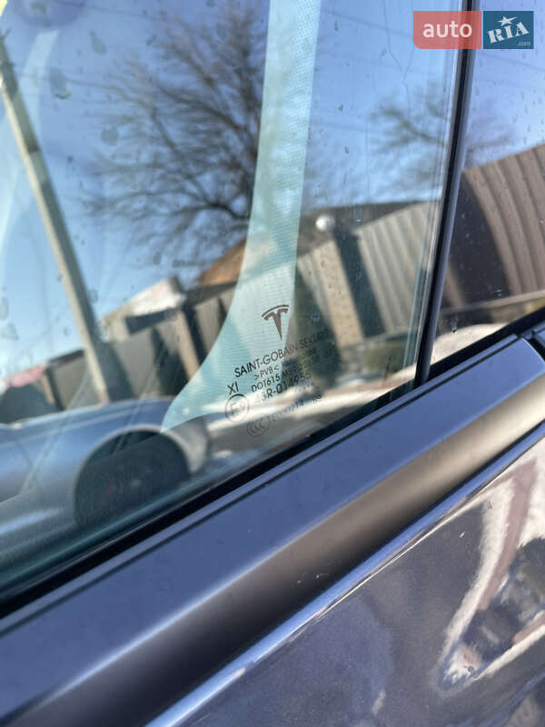 Седан Tesla Model 3 2023 в Благовещенском фото 52 Седан Tesla Model 3 2023 в Благовещенском