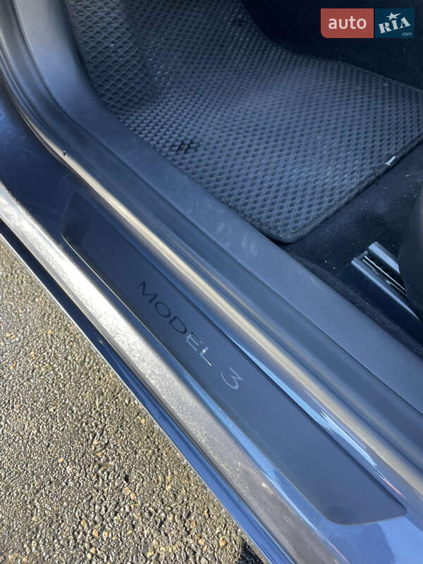 Седан Tesla Model 3 2023 в Благовещенском фото 78 Седан Tesla Model 3 2023 в Благовещенском
