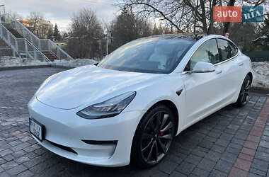 Седан Tesla Model 3 2019 в Львове