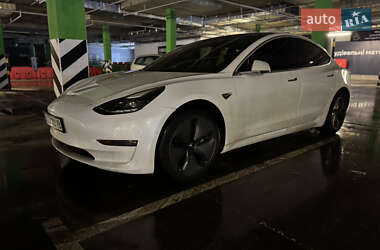 Седан Tesla Model 3 2018 в Киеве