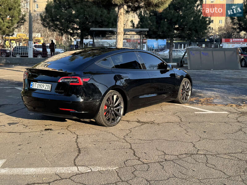 Седан Tesla Model 3 2020 в Одессе