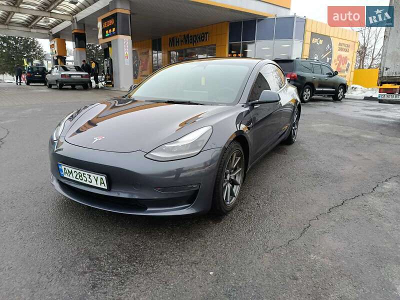 2022 Tesla Model-3, VIN 5YJ3E1EB4NF174998:plate — фото 1 (autoria)