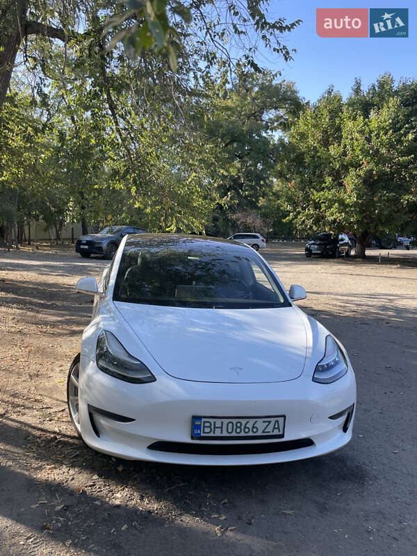 Tesla Model 3 2018 Tesla Model 3 2018