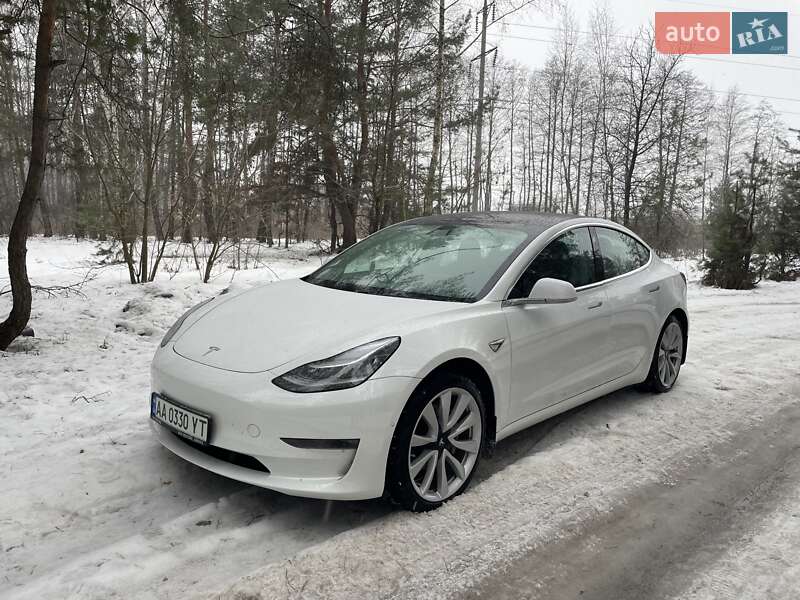 2020 Tesla Model 3, VIN 5YJ3E1EB4LF735648:plate — фото 1 (autoria)