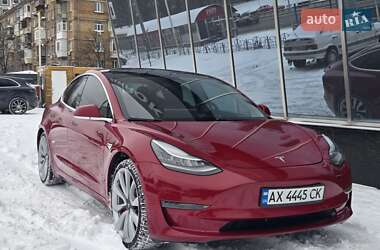 Седан Tesla Model 3 2019 в Киеве