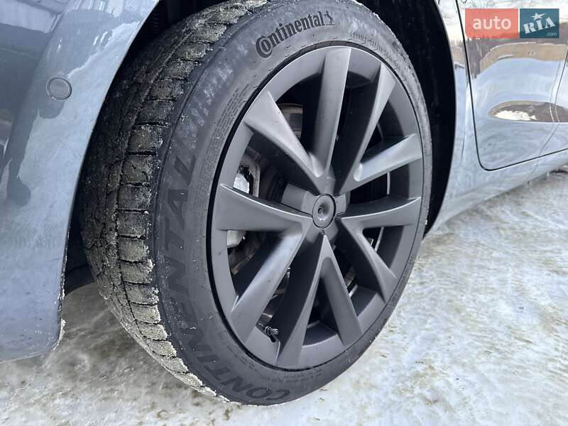 Седан Tesla Model 3 2019 в Львове фото 31 Седан Tesla Model 3 2019 в Львове