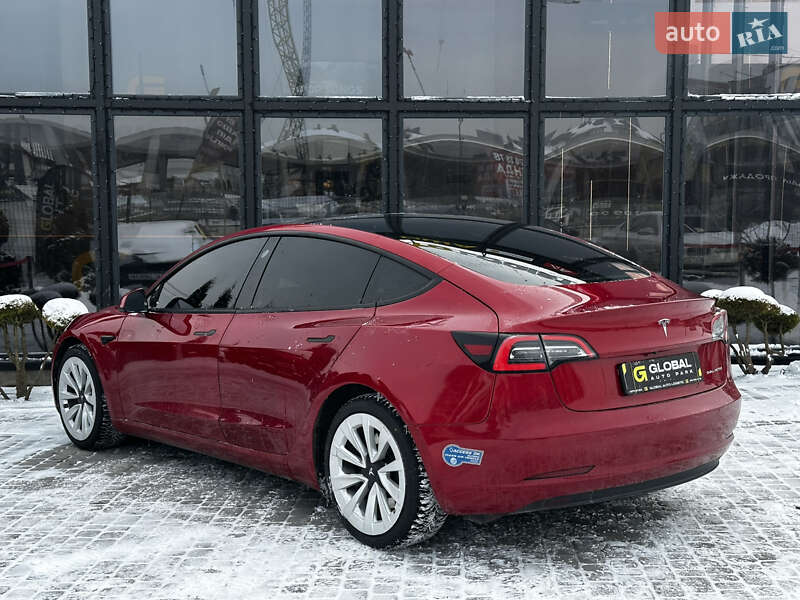 Седан Tesla Model 3 2020 в Львове фото 25 Седан Tesla Model 3 2020 в Львове