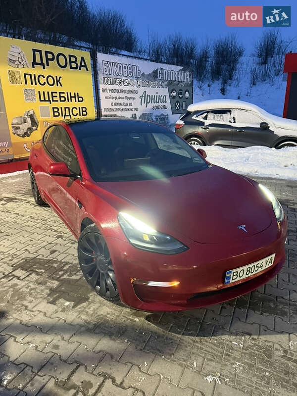 Седан Tesla Model 3 2022 в Тернополе