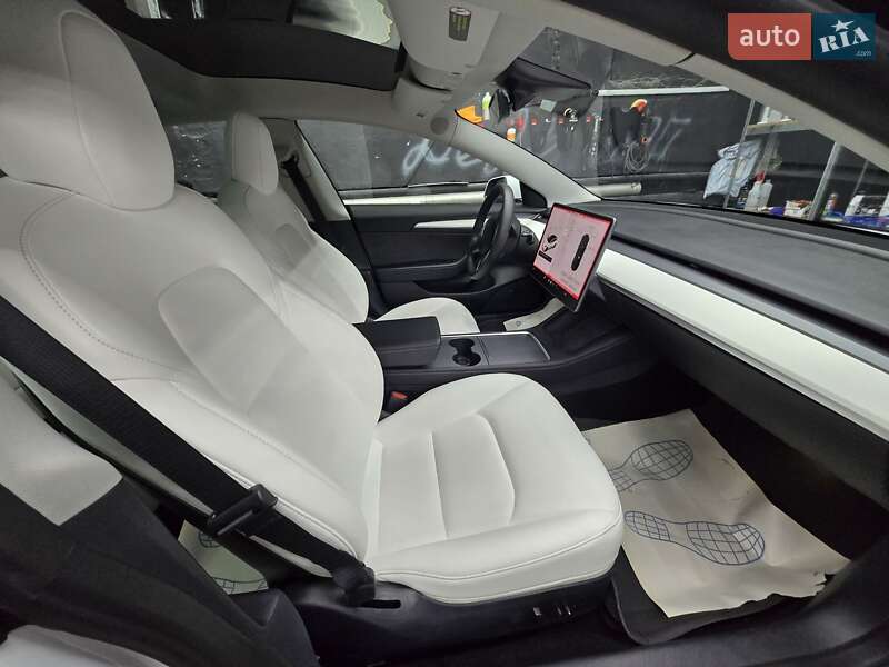 Седан Tesla Model 3 2021 в Киеве фото 10 Седан Tesla Model 3 2021 в Киеве