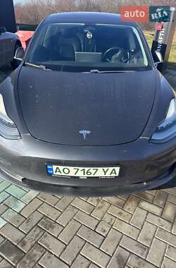 Седан Tesla Model 3 2018 в Ужгороде