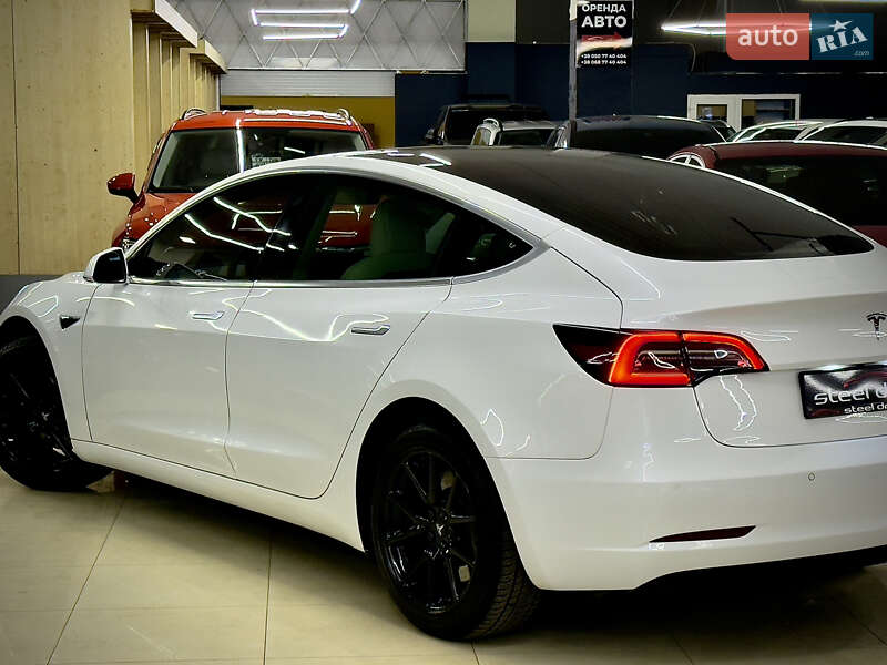 Седан Tesla Model 3 2020 в Николаеве фото 18 Седан Tesla Model 3 2020 в Николаеве