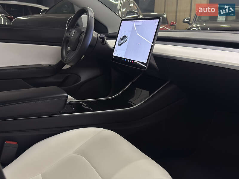 Седан Tesla Model 3 2020 в Николаеве фото 26 Седан Tesla Model 3 2020 в Николаеве