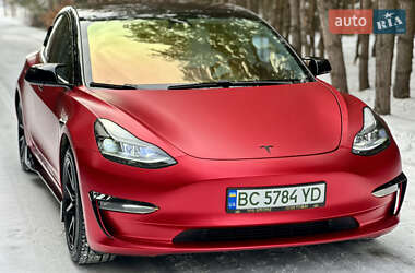 Седан Tesla Model 3 2019 в Львове