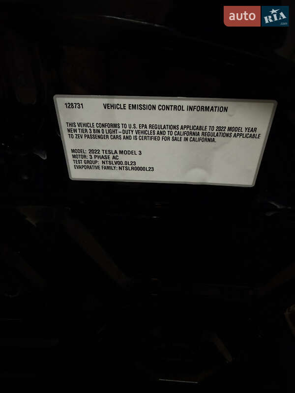 Седан Tesla Model 3 2021 в Чернігові