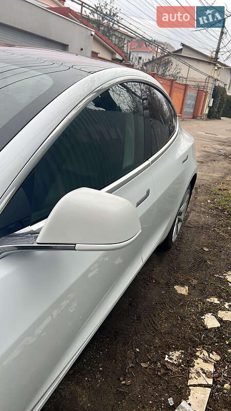 Седан Tesla Model 3 2018 в Одесі фото 8 Седан Tesla Model 3 2018 в Одесі