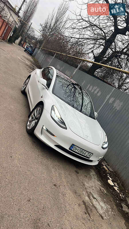 Седан Tesla Model 3 2018 в Одесі фото 10 Седан Tesla Model 3 2018 в Одесі