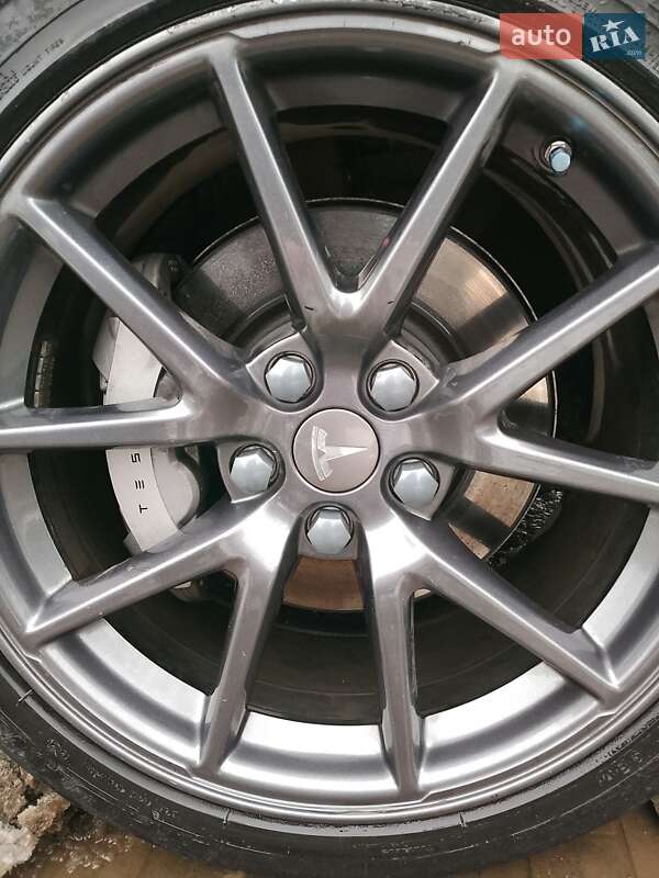 Седан Tesla Model 3 2022 в Ивано-Франковске фото 10 Седан Tesla Model 3 2022 в Ивано-Франковске