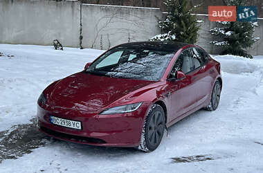 Седан Tesla Model 3 2024 в Новояворівську