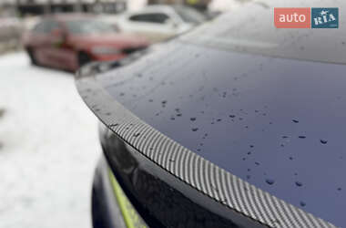 Седан Tesla Model 3 2023 в Львове