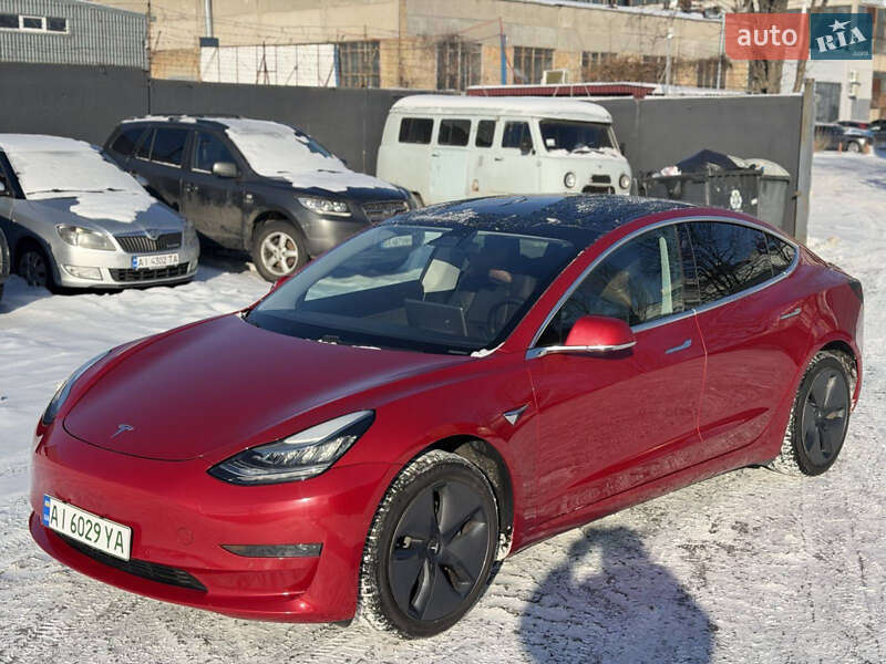Седан Tesla Model 3 2020 в Киеве фото 4 Седан Tesla Model 3 2020 в Киеве