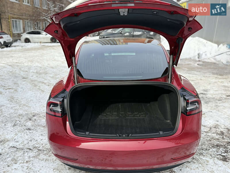 Седан Tesla Model 3 2020 в Києві фото 32 Седан Tesla Model 3 2020 в Києві
