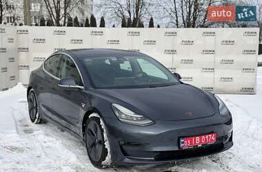 Седан Tesla Model 3 2020 в Луцьку