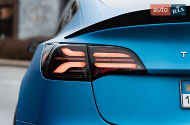 Седан Tesla Model 3 2018 в Києві