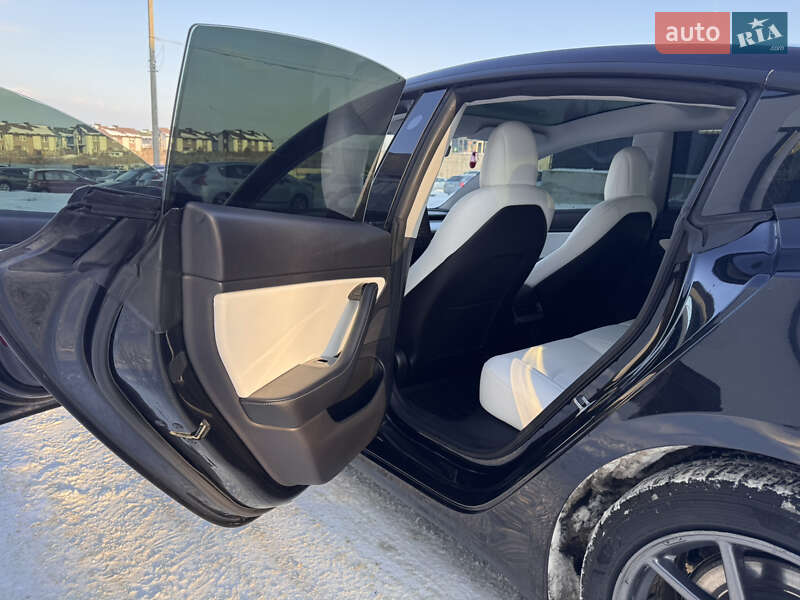 Седан Tesla Model 3 2019 в Ровно фото 18 Седан Tesla Model 3 2019 в Ровно