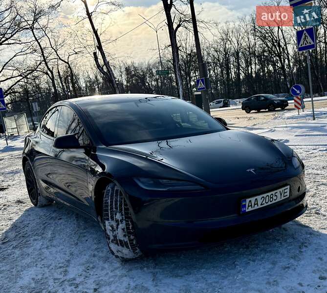 Седан Tesla Model 3 2024 в Киеве фото 2 Седан Tesla Model 3 2024 в Киеве