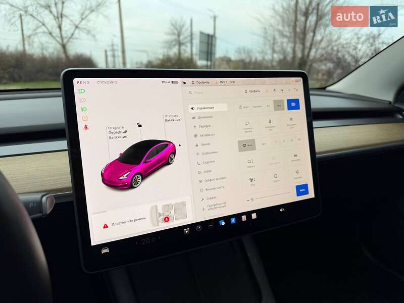 Седан Tesla Model 3 2021 в Кривом Роге