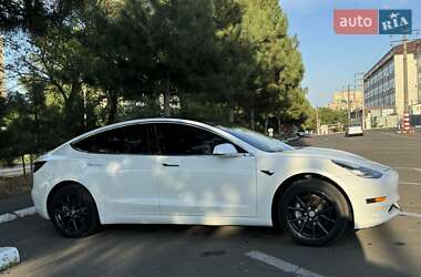 Седан Tesla Model 3 2018 в Одессе