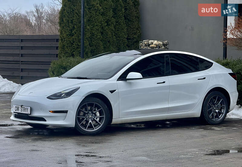Седан Tesla Model 3 2023 в Стрию фото 7 Седан Tesla Model 3 2023 в Стрию