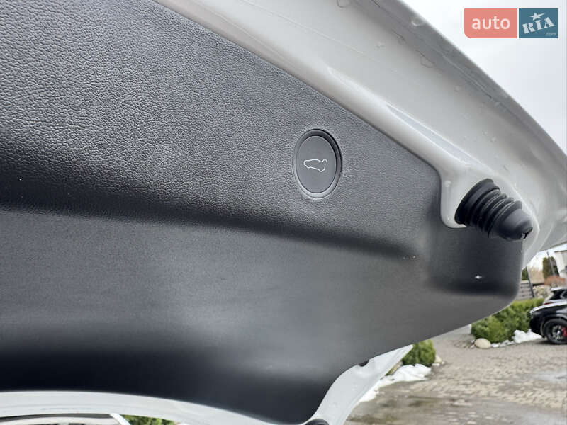 Седан Tesla Model 3 2023 в Стрию фото 54 Седан Tesla Model 3 2023 в Стрию