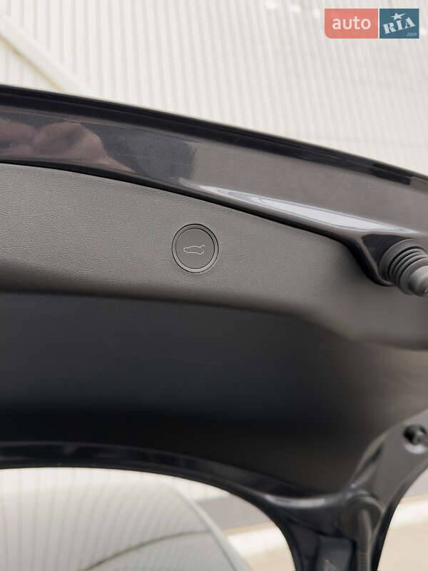 Седан Tesla Model 3 2023 в Черновцах фото 16 Седан Tesla Model 3 2023 в Черновцах