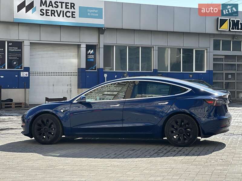 Седан Tesla Model 3 2018 в Одессе