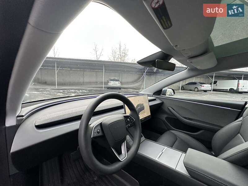 Седан Tesla Model 3 2024 в Дніпрі фото 15 Седан Tesla Model 3 2024 в Дніпрі