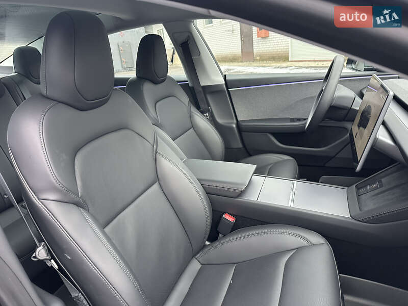 Седан Tesla Model 3 2024 в Дніпрі фото 25 Седан Tesla Model 3 2024 в Дніпрі