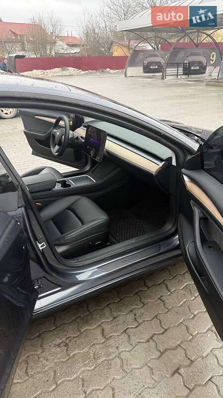 Седан Tesla Model 3 2023 в Львові