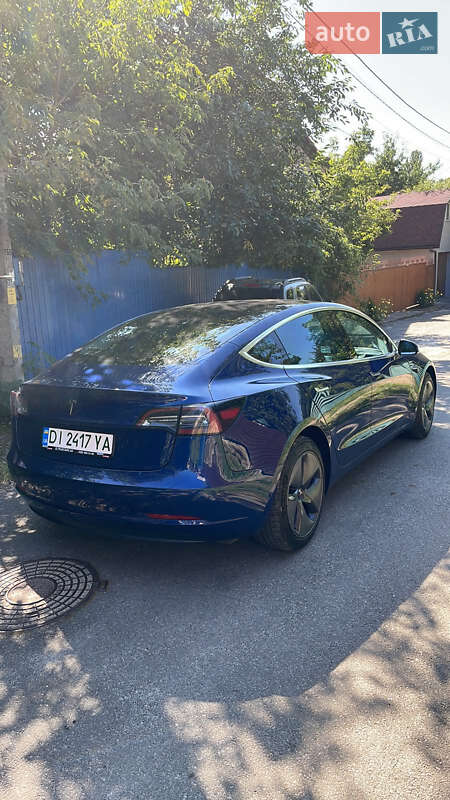 Седан Tesla Model 3 2019 в Києві